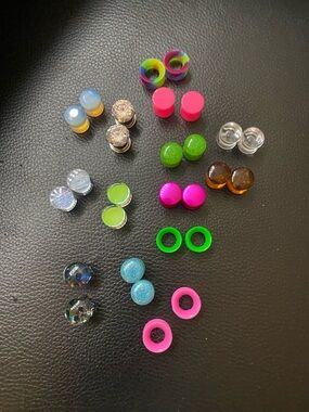 Guages Ear Tunnel Plug Assortment - Bright Neon and Glitter Styles 00guage size